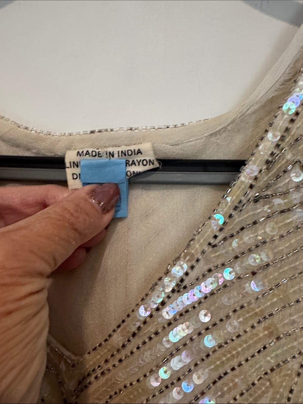 Vintage Gold Sequin Long Sleeve V-Neck Dress - Picture 2 of 2